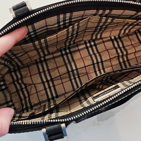 Burberry Leather Tote Bag Authentic – Classic Nova Check Side Panels & Interior - Picture 8 of 12